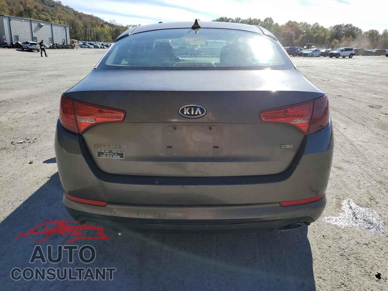 KIA OPTIMA 2011 - KNAGM4A77B5057708