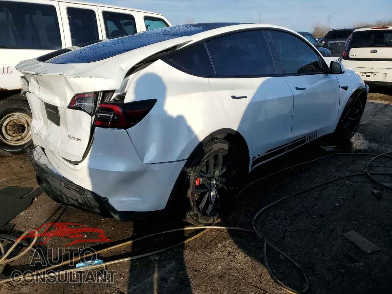 TESLA MODEL Y 2020 - 5YJYGDEF3LF001877