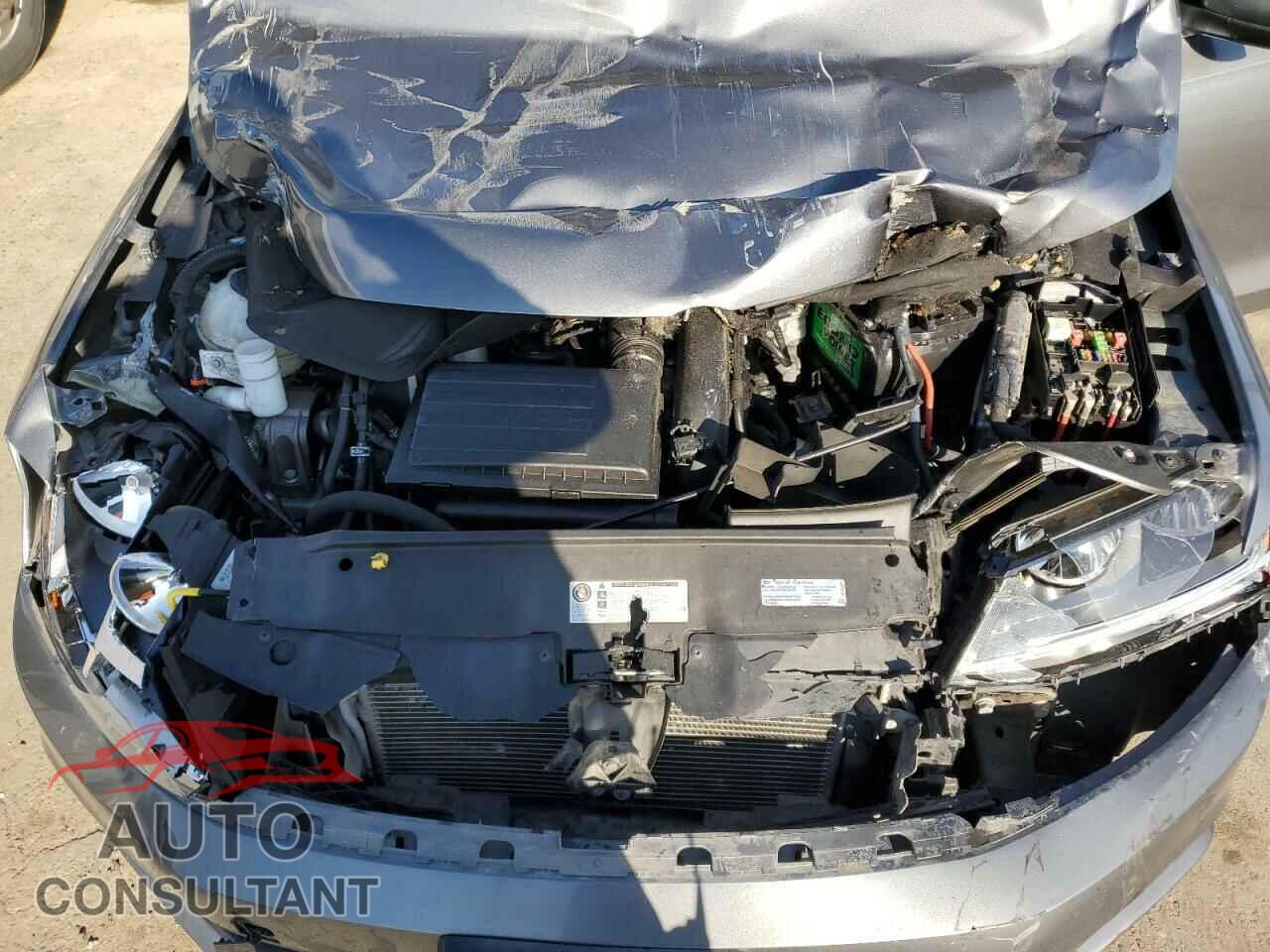 VOLKSWAGEN JETTA 2017 - 3VW2B7AJ2HM238389