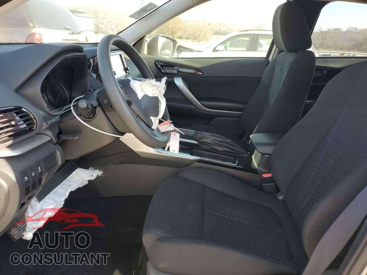 MITSUBISHI ECLIPSE 2024 - JA4ATUAA6RZ062130