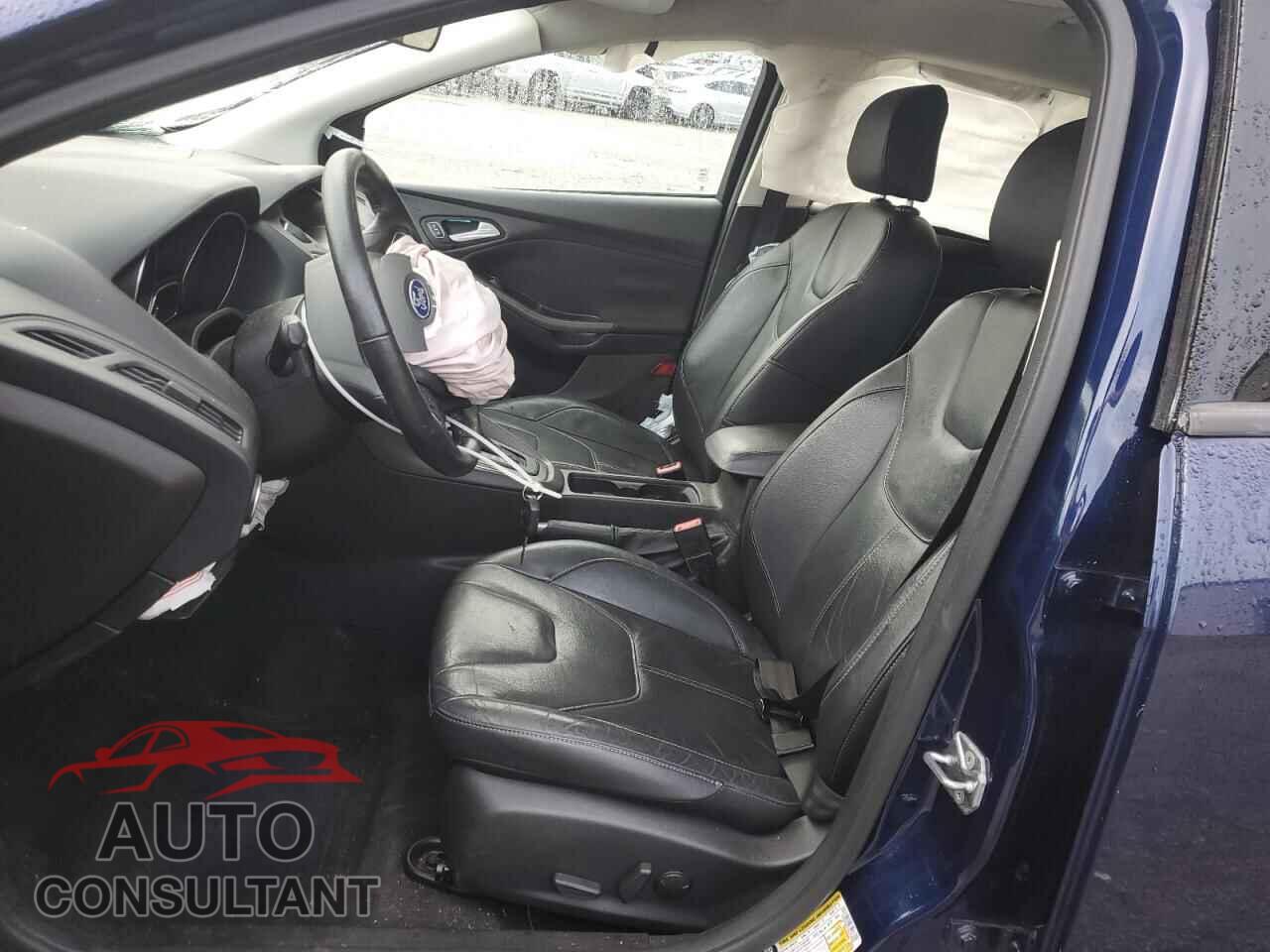 FORD FOCUS 2016 - 1FADP3K27GL376903