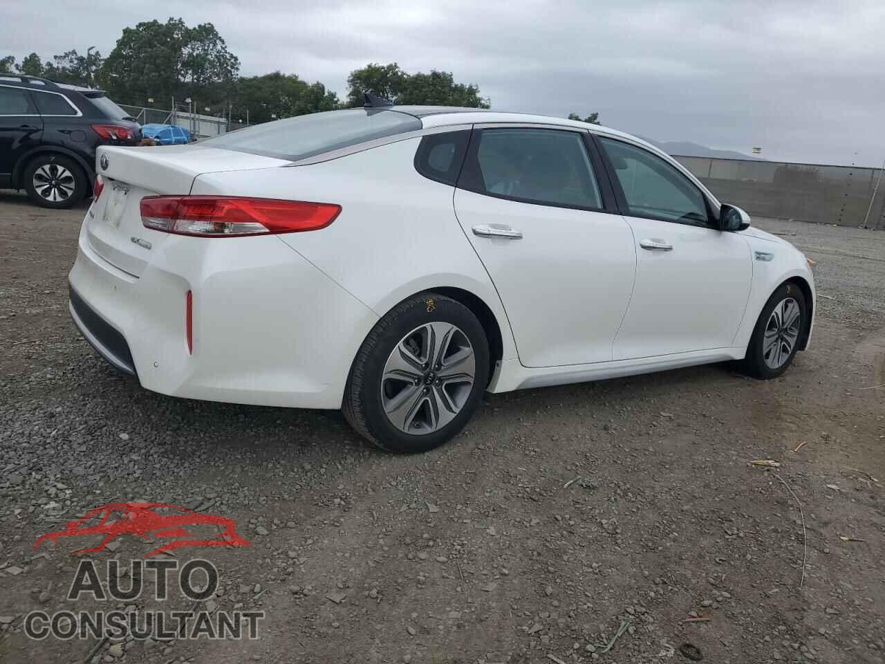 KIA OPTIMA 2017 - KNAGU4LC2H5006345