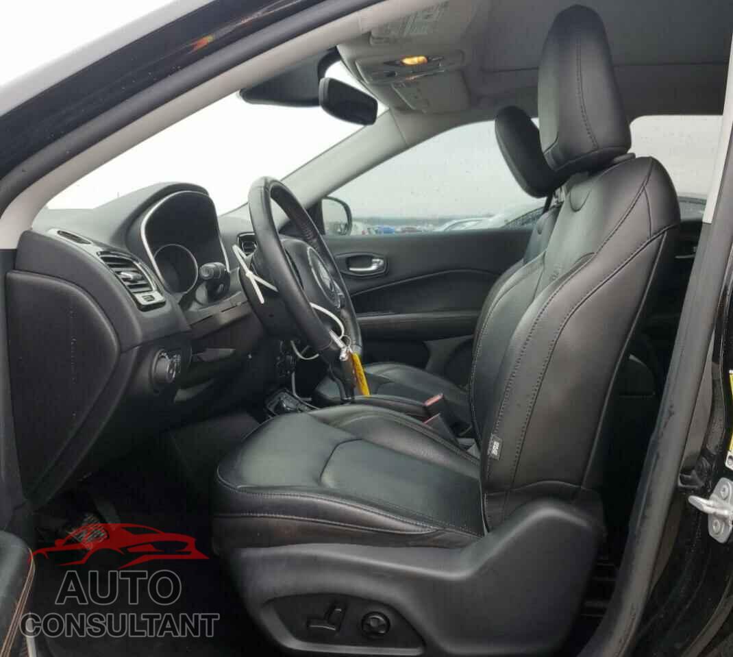 JEEP COMPASS 2019 - 3C4NJDCB1KT766980