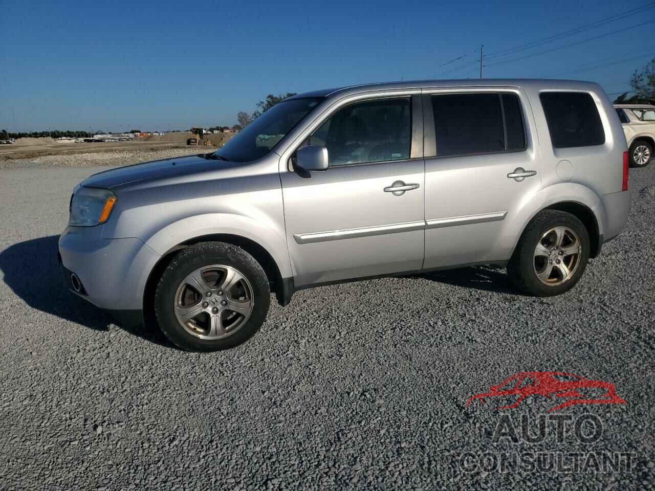 HONDA PILOT 2013 - 5FNYF4H40DB083629