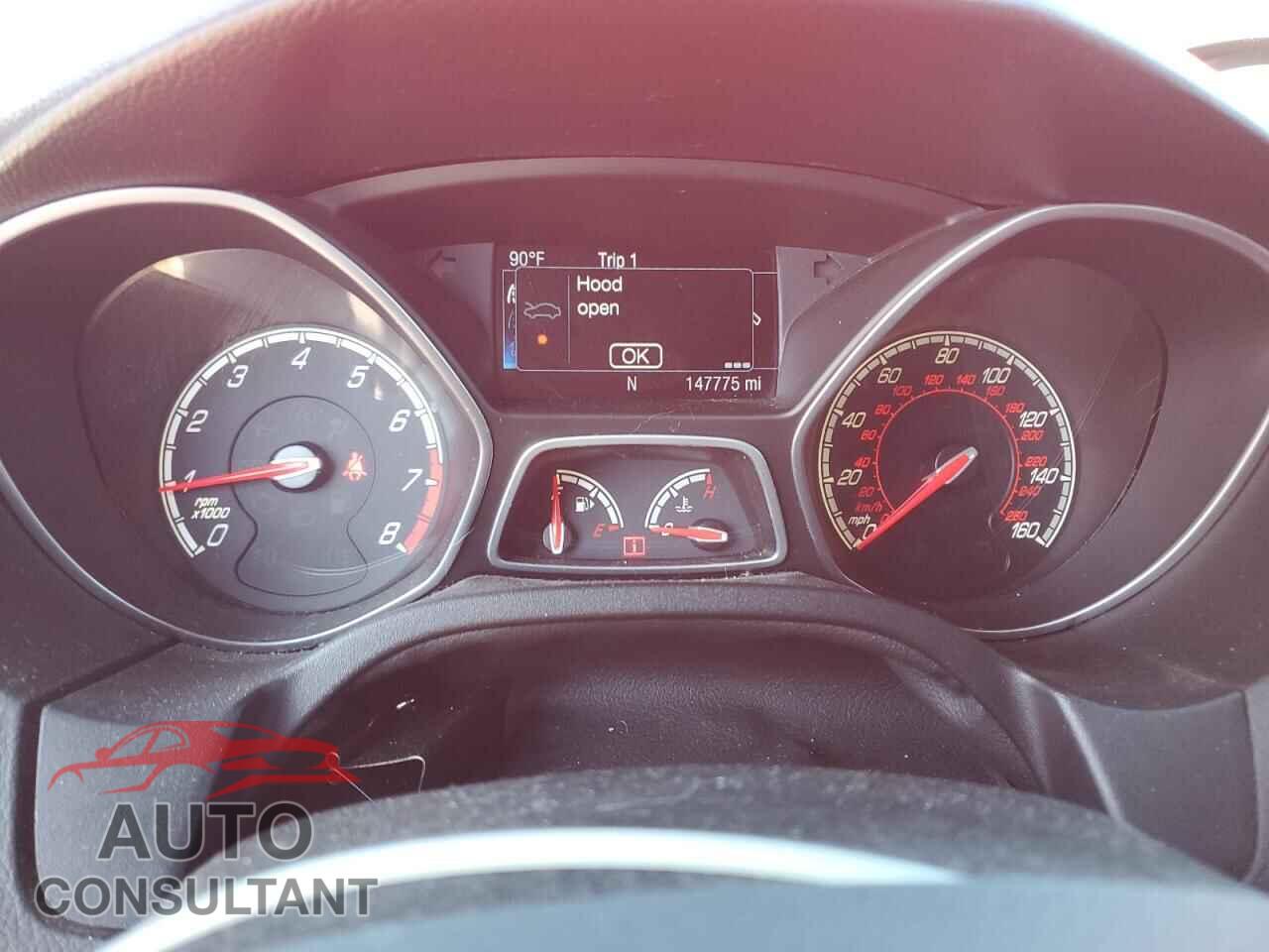 FORD FOCUS 2014 - 1FADP3L93EL176500