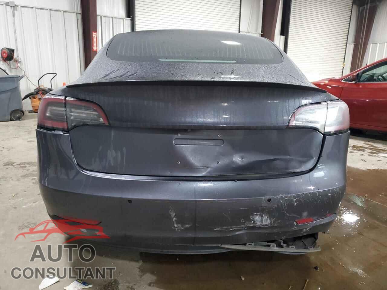 TESLA MODEL 3 2018 - 5YJ3E1EB4JF087354