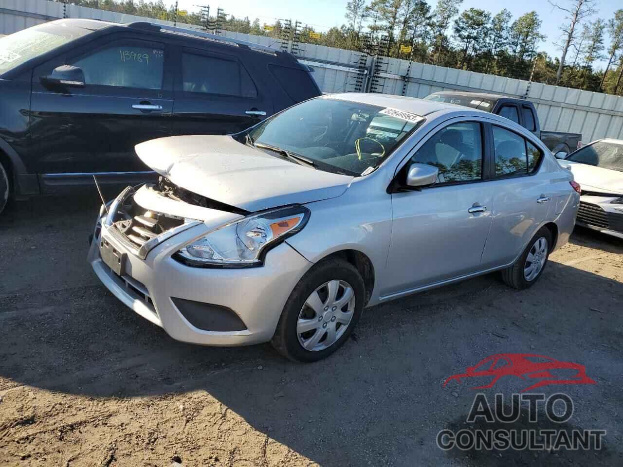 NISSAN VERSA 2019 - 3N1CN7APXKL865327