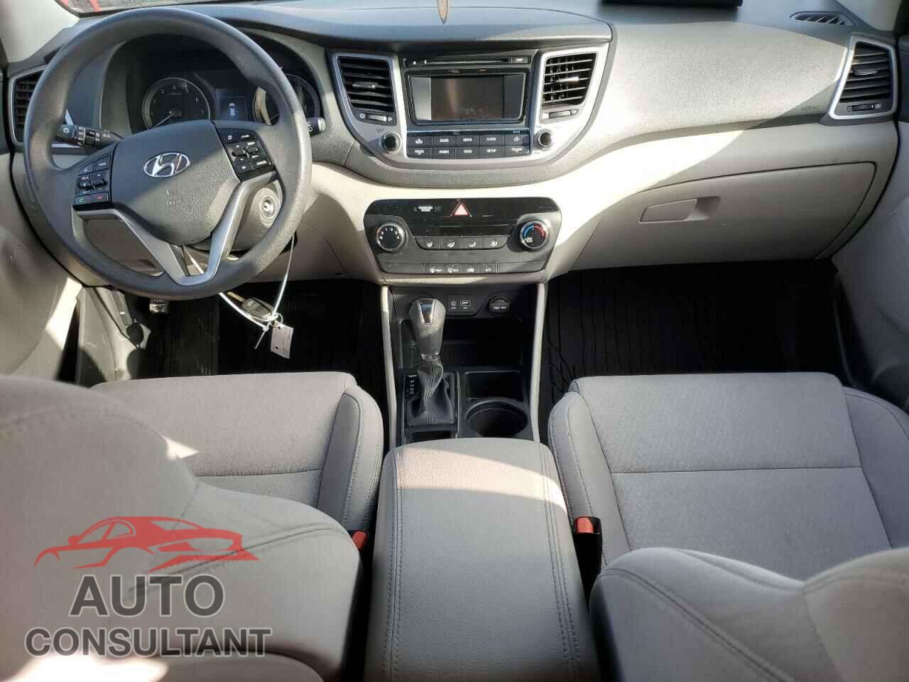 HYUNDAI TUCSON 2017 - KM8J3CA49HU316902