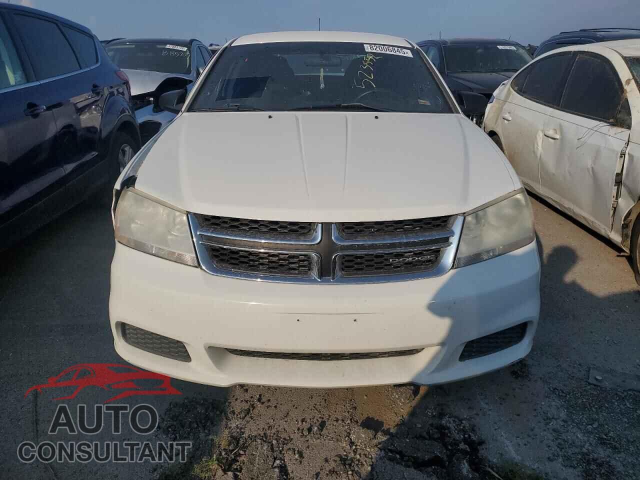 DODGE AVENGER 2011 - 1B3BD4FB5BN523552