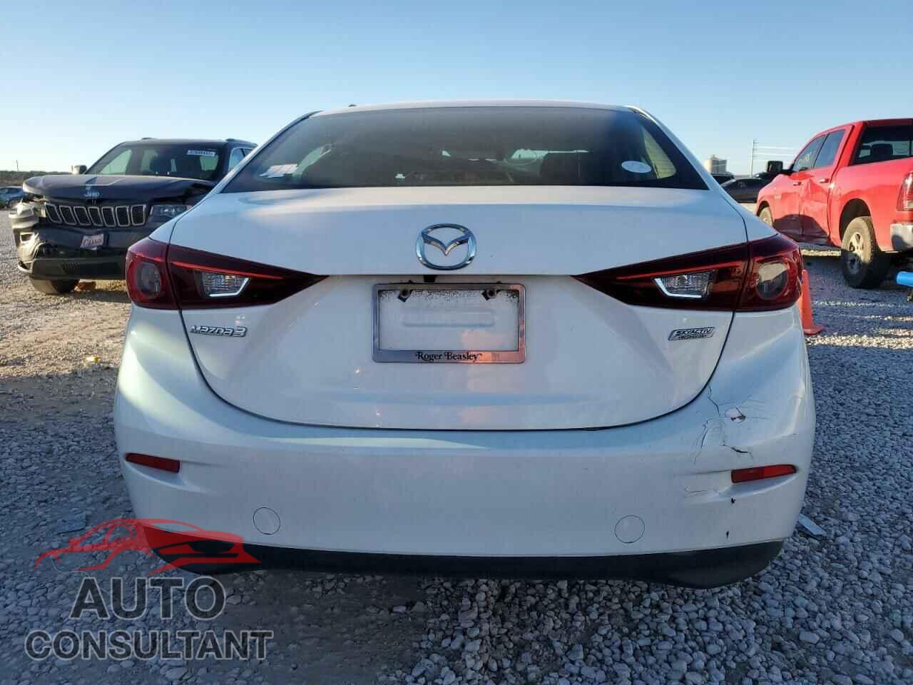 MAZDA 3 2017 - 3MZBN1U71HM116353