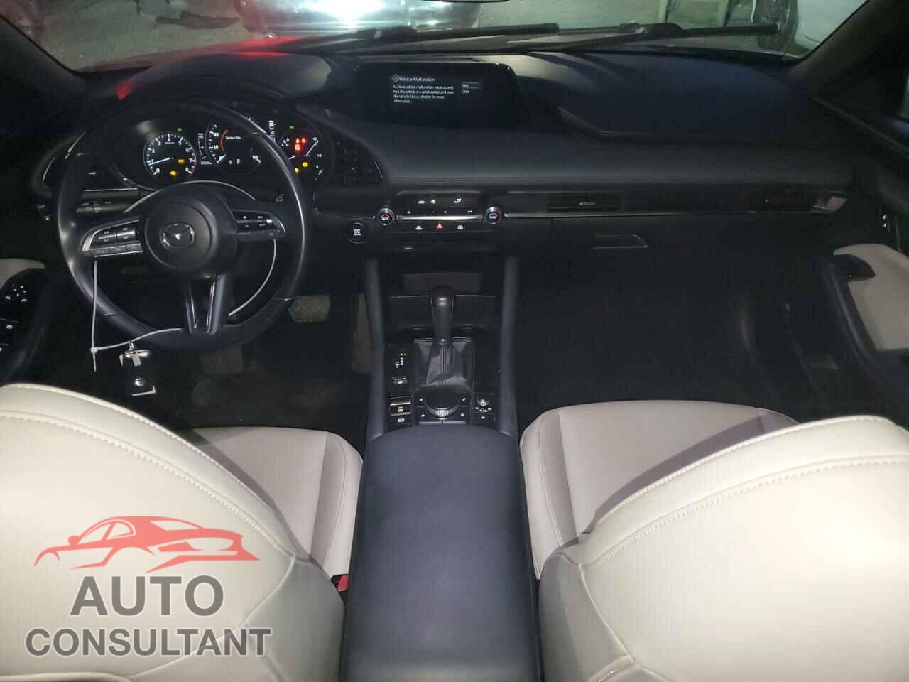 MAZDA 3 2019 - JM1BPBJM4K1125131