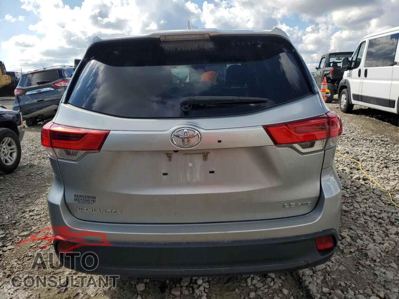 TOYOTA HIGHLANDER 2017 - 5TDBZRFH9HS427752
