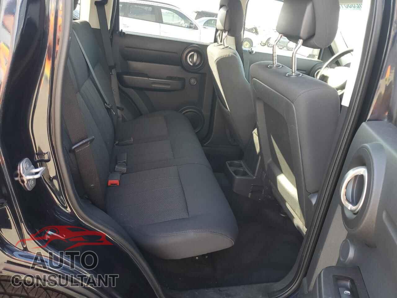 DODGE NITRO 2011 - 1D4PT4GX5BW520004