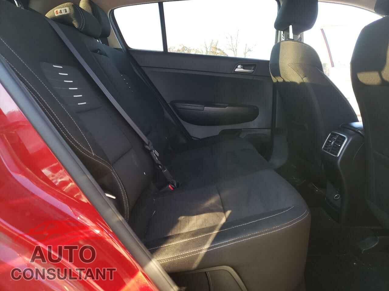KIA SPORTAGE 2018 - KNDPMCAC2J7411633