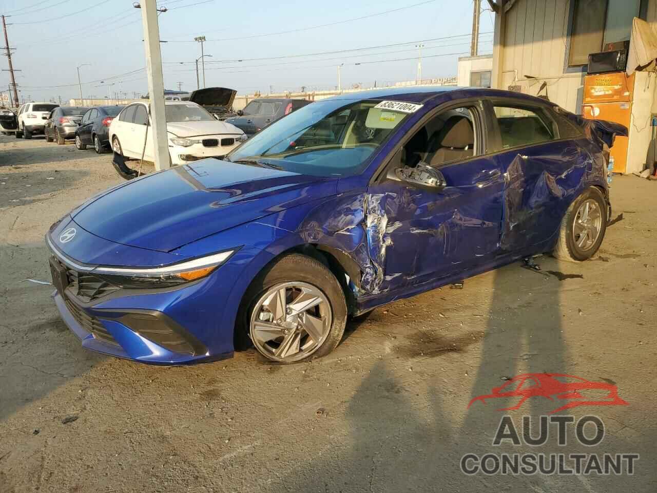 HYUNDAI ELANTRA 2025 - KMHLL4DG8SU863106