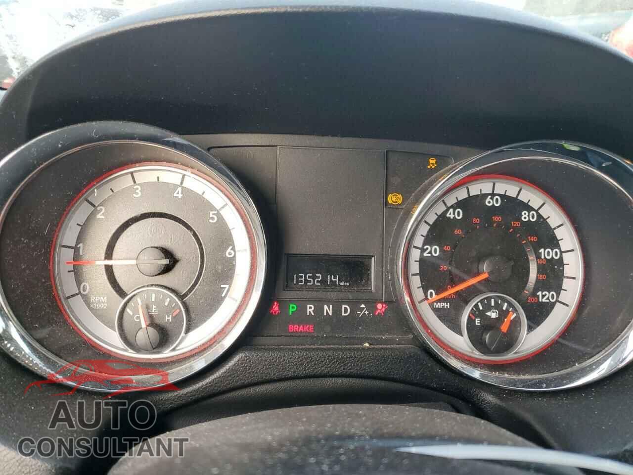 DODGE CARAVAN 2011 - 2D4RN3DG9BR750624