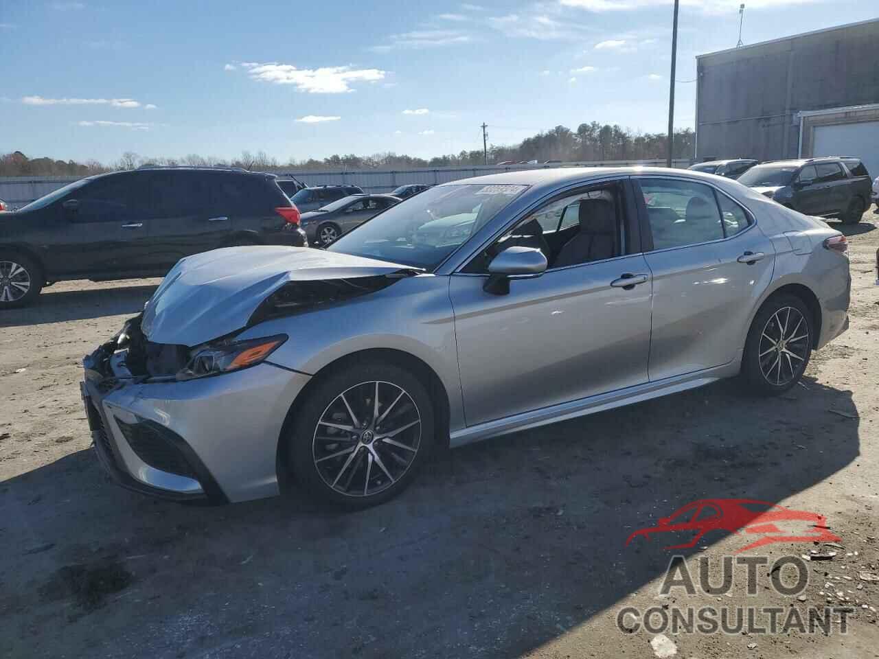 TOYOTA CAMRY 2022 - 4T1G11AK5NU007250