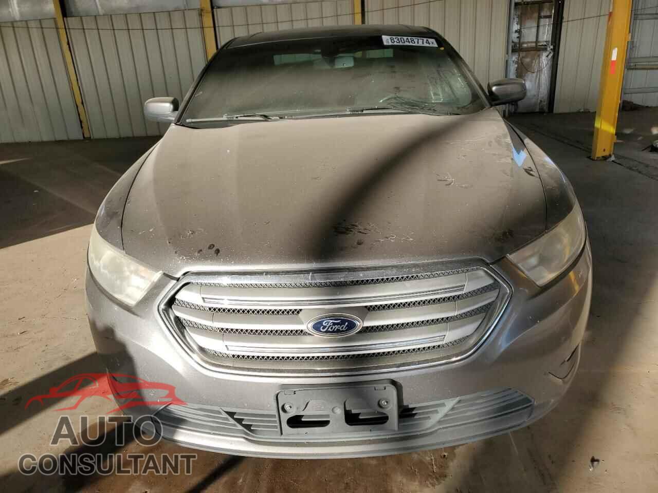 FORD TAURUS 2013 - 1FAHP2E82DG129577