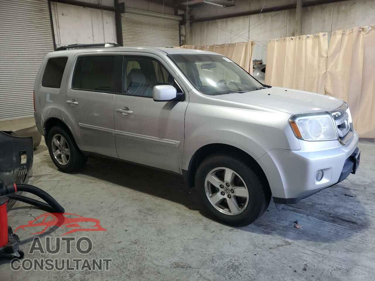 HONDA PILOT 2011 - 5FNYF3H43BB021522