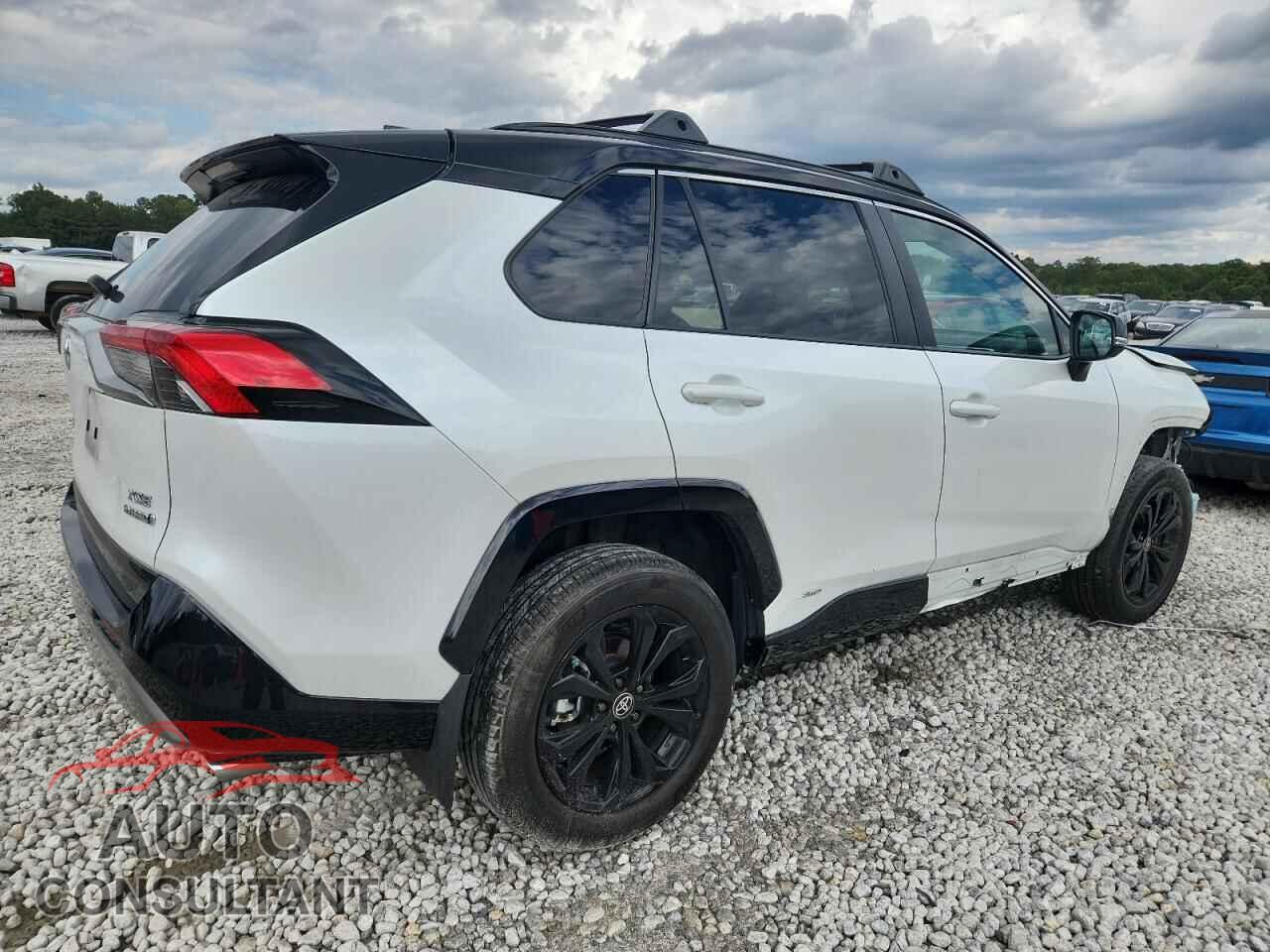 TOYOTA RAV4 2023 - 2T3E6RFV2PW039786