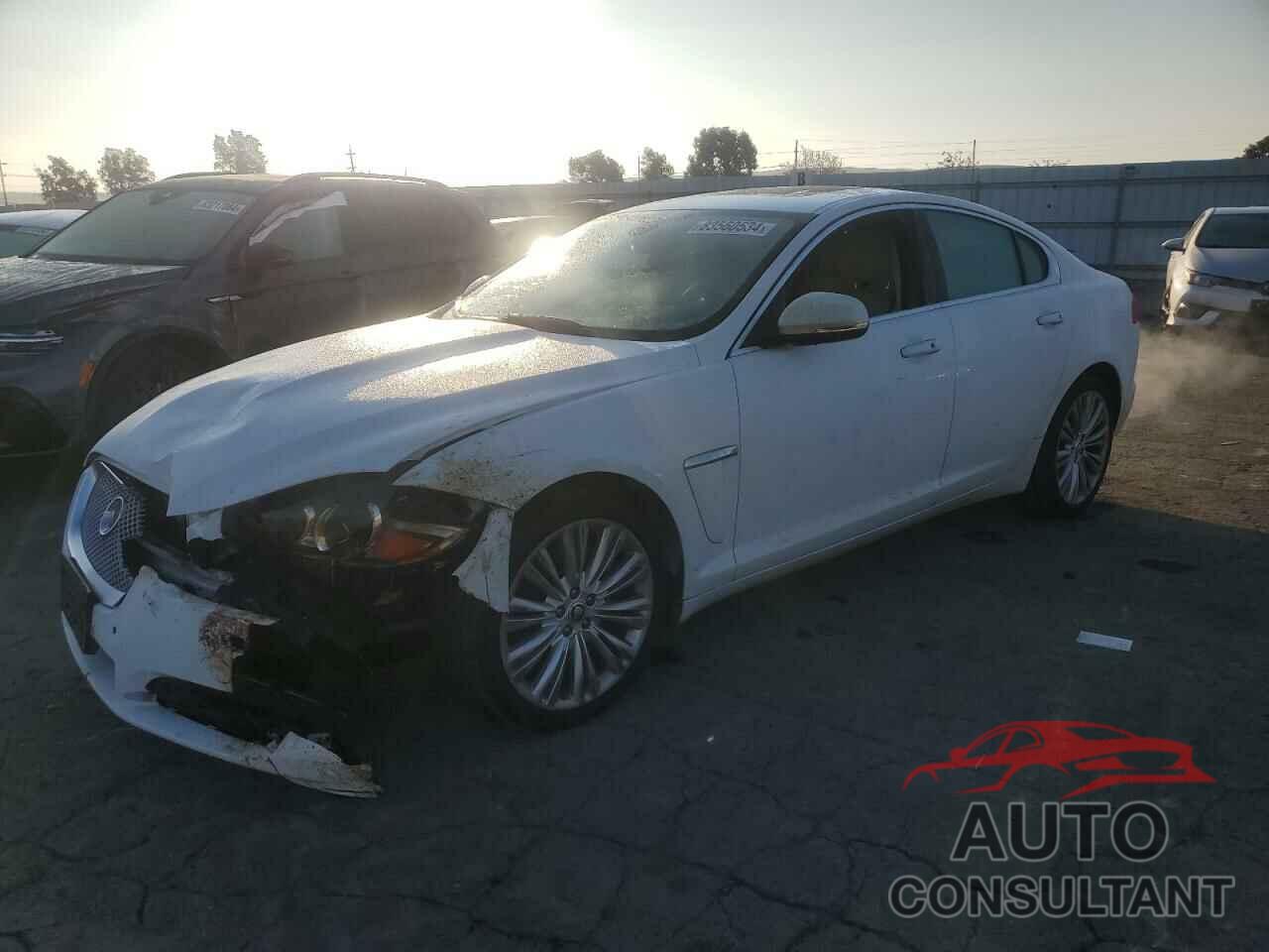 JAGUAR XF 2012 - SAJWA0HBXCLS36818