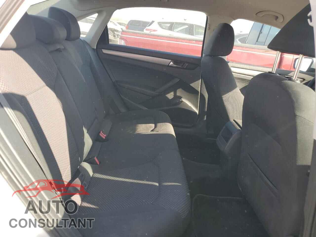 VOLKSWAGEN PASSAT 2013 - 1VWAP7A35DC087591