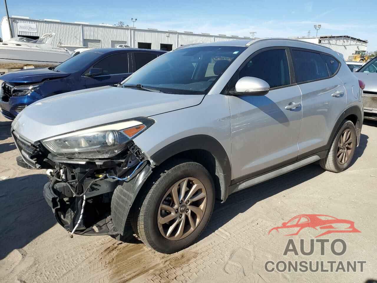 HYUNDAI TUCSON 2018 - KM8J33A48JU799742