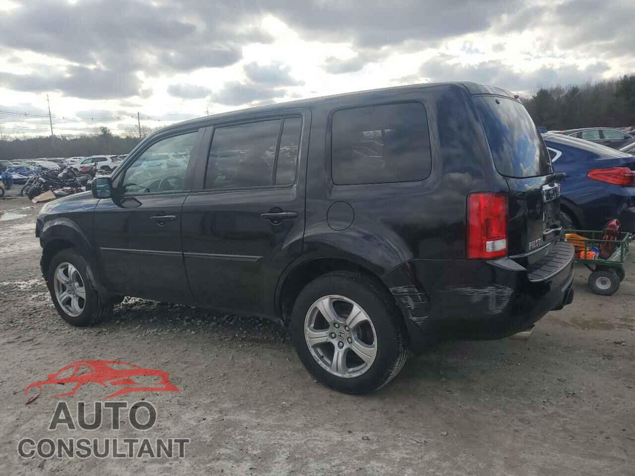 HONDA PILOT 2013 - 5FNYF4H75DB059742