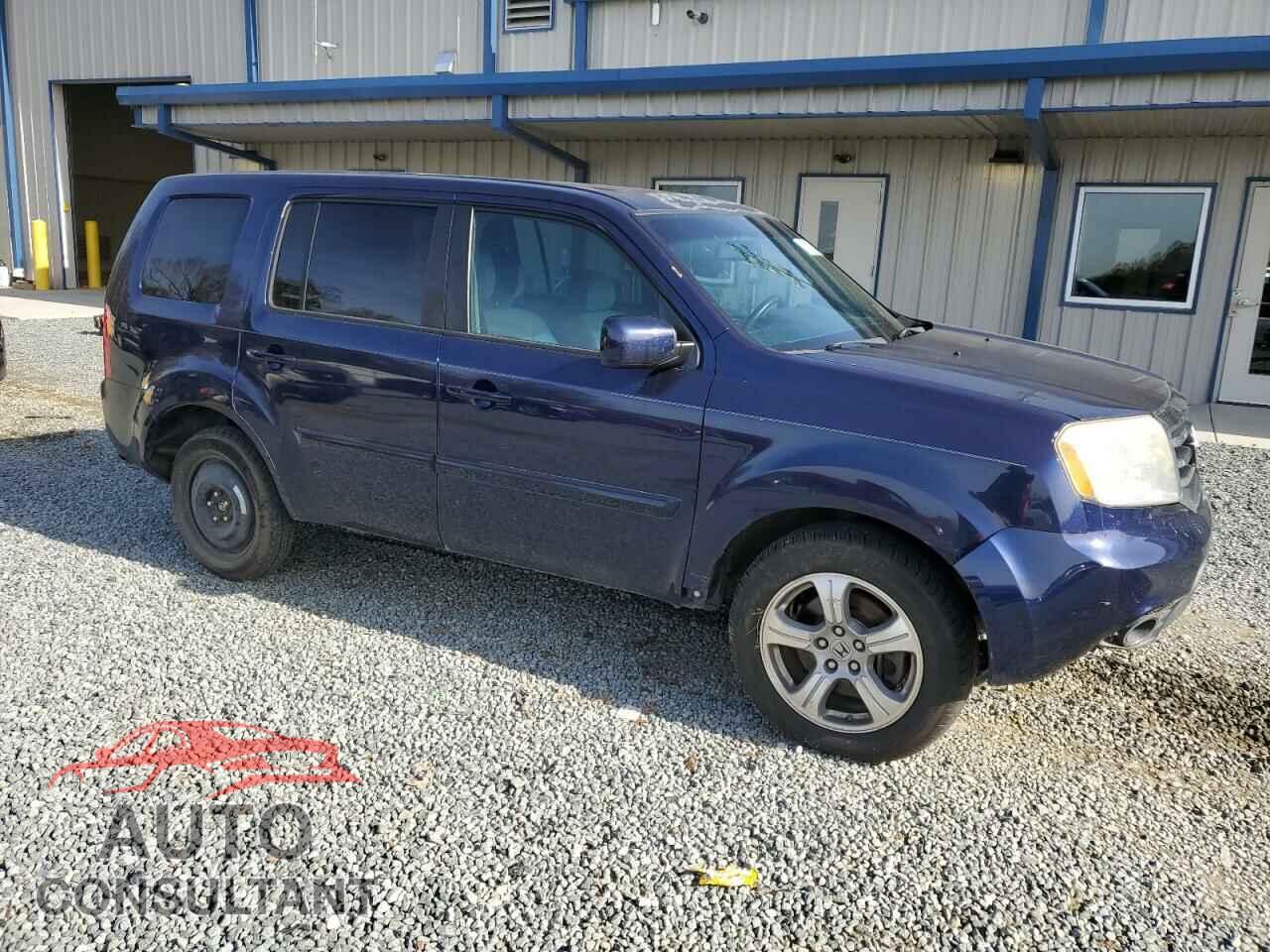 HONDA PILOT 2013 - 5FNYF4H61DB046333