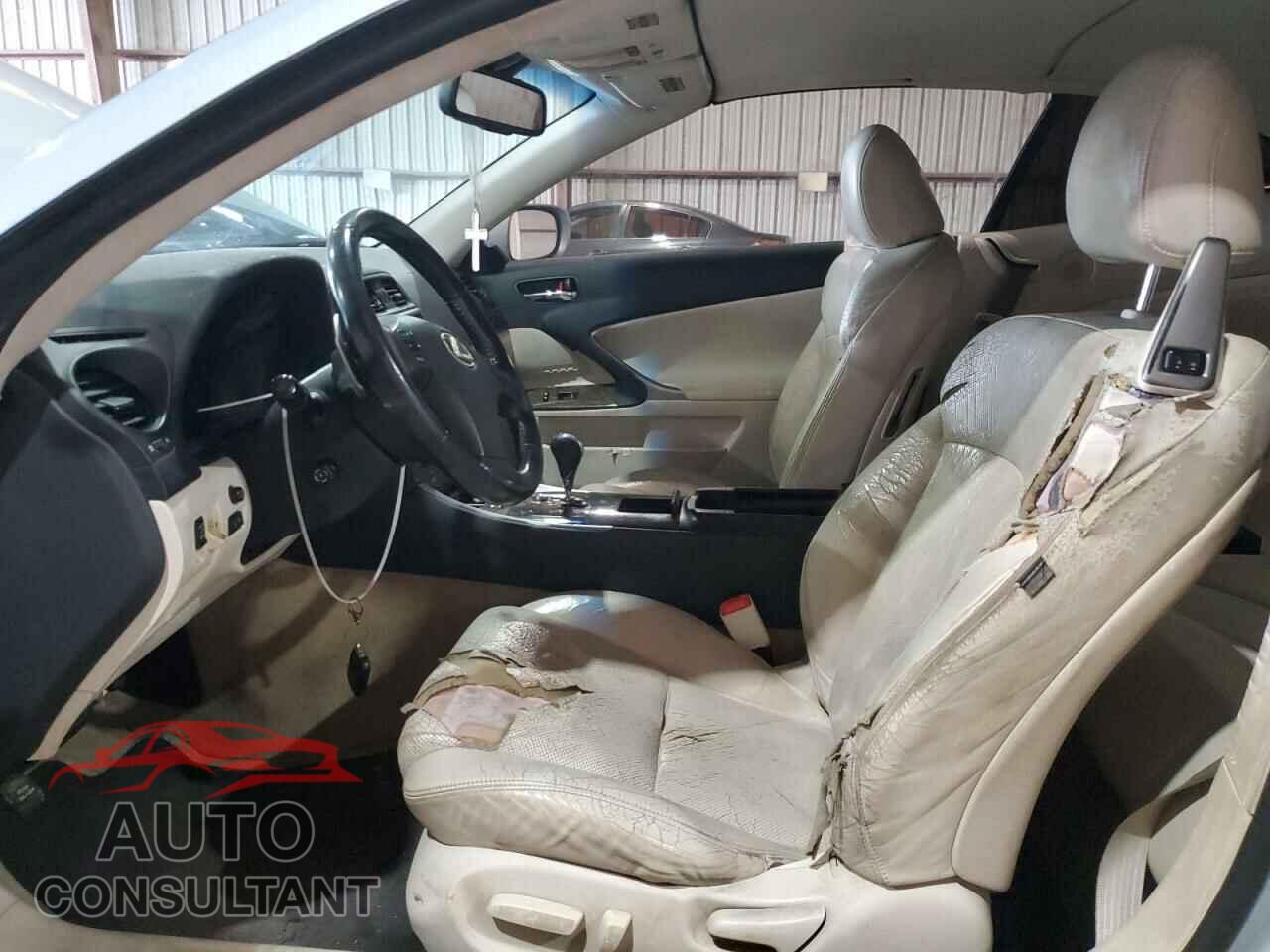 LEXUS IS 2010 - JTHFF2C26A2510682