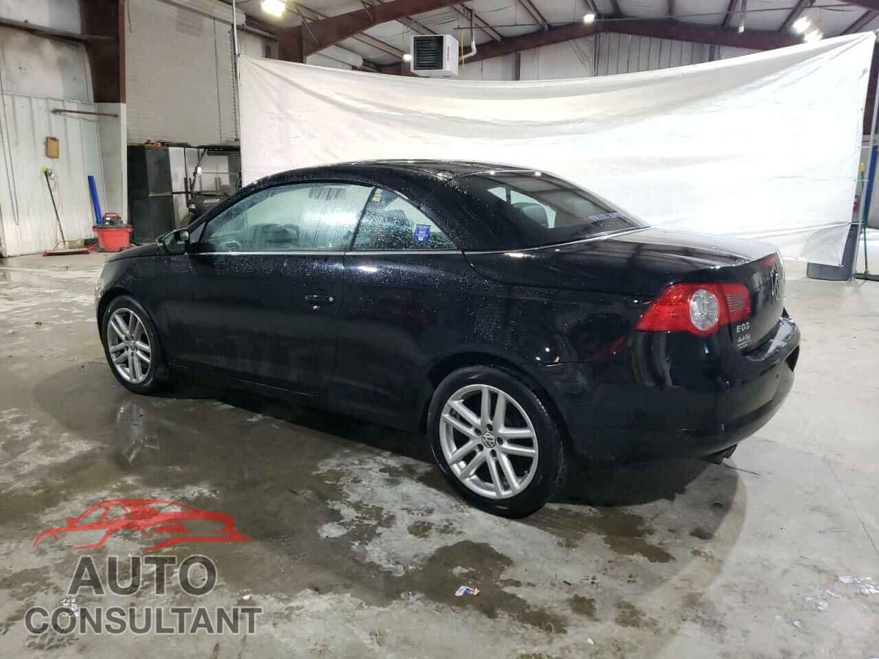 VOLKSWAGEN EOS 2010 - WVWFA7AH2AV013101