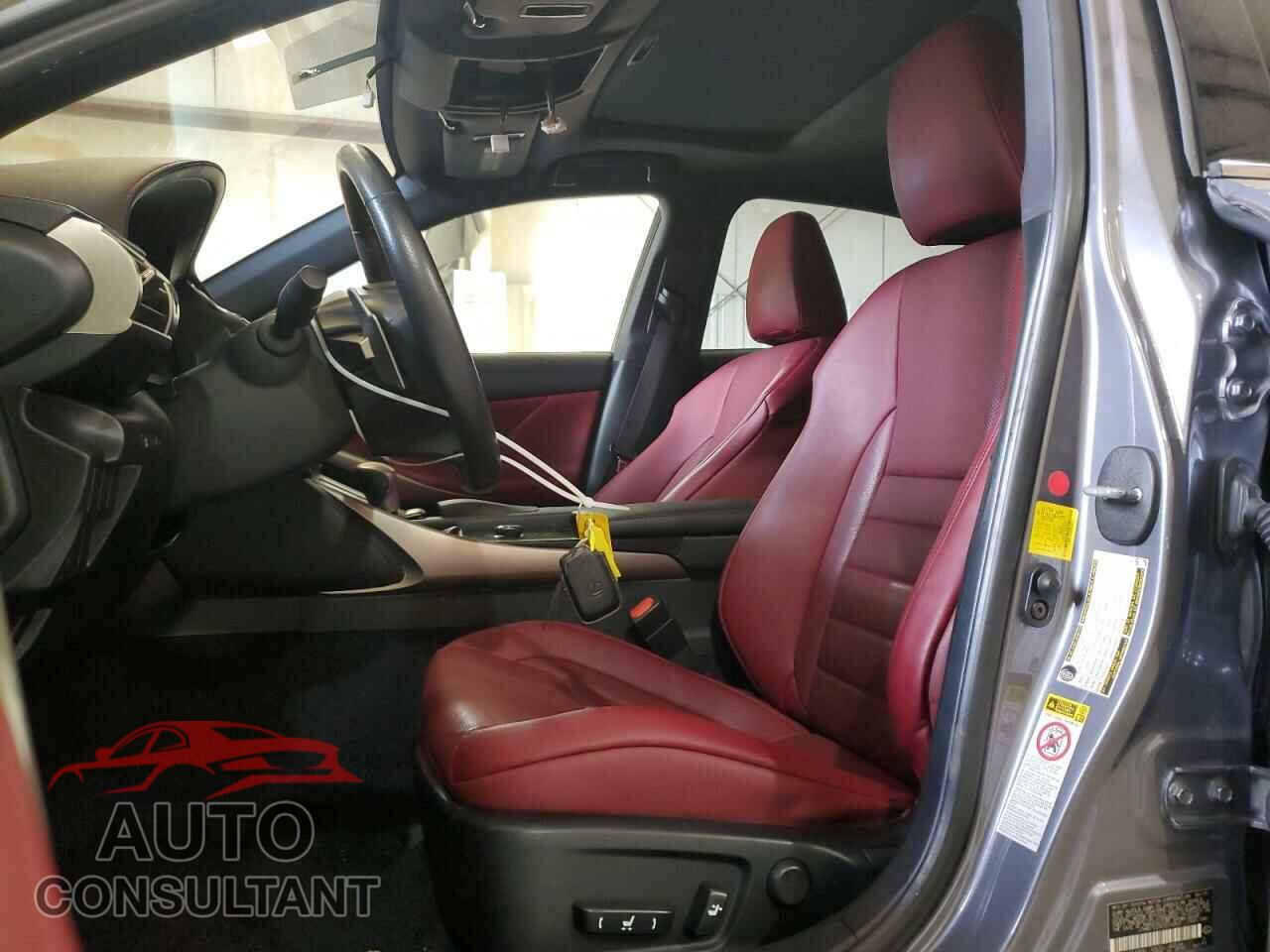 LEXUS IS 2014 - JTHBE1D2XE5014363