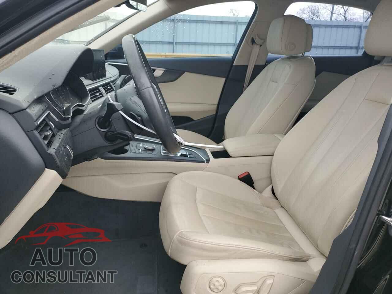 AUDI A4 2018 - WAUKMAF47JA122926