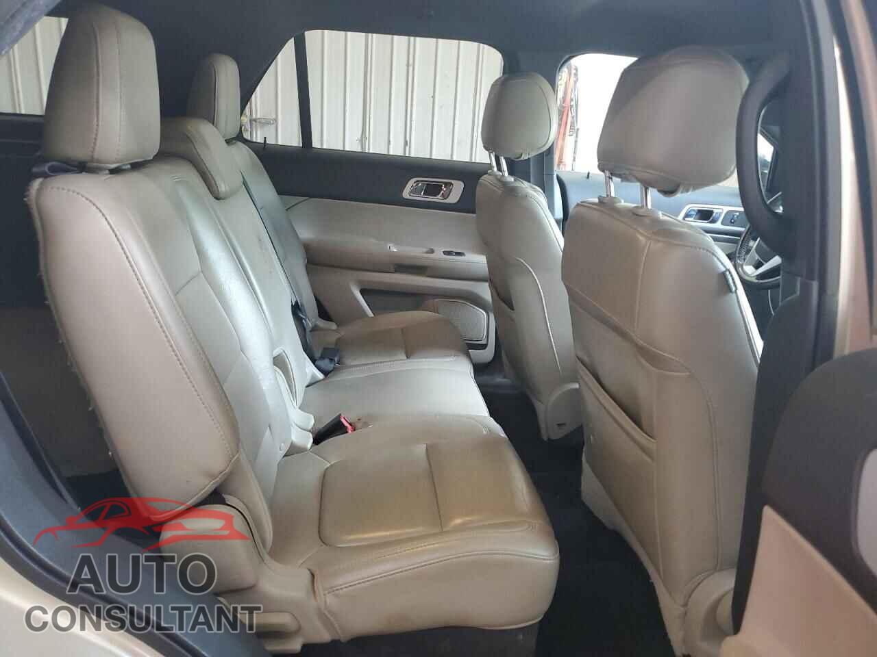 FORD EXPLORER 2011 - 1FMHK8D80BGA87660