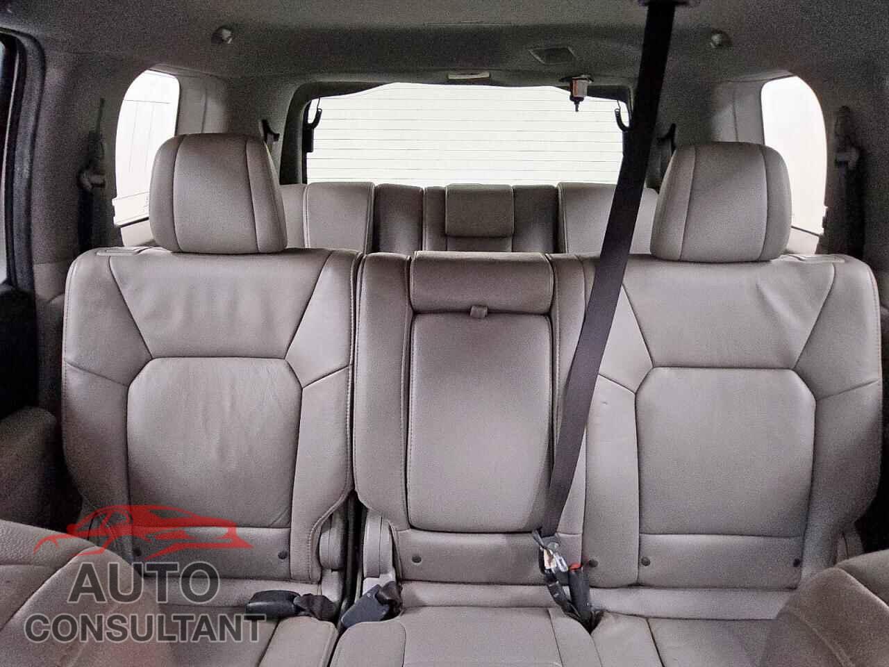 HONDA PILOT 2013 - 5FNYF3H55DB018133