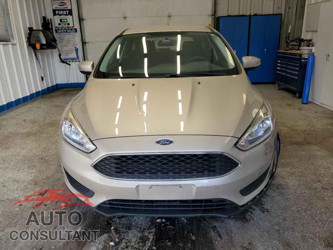 FORD FOCUS 2017 - 1FADP3K2XHL335165