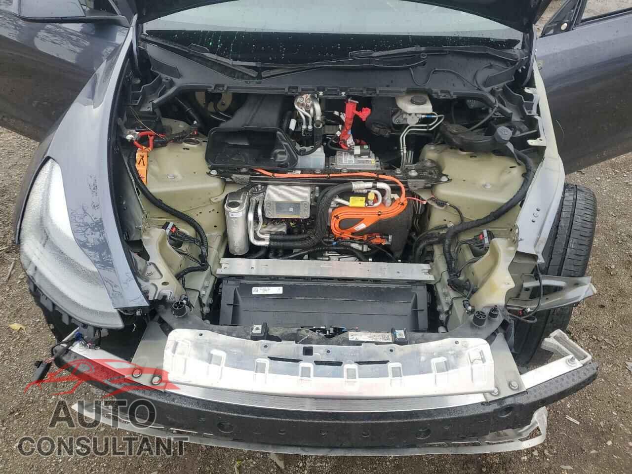 TESLA MODEL Y 2023 - 7SAYGDEE7PF747104