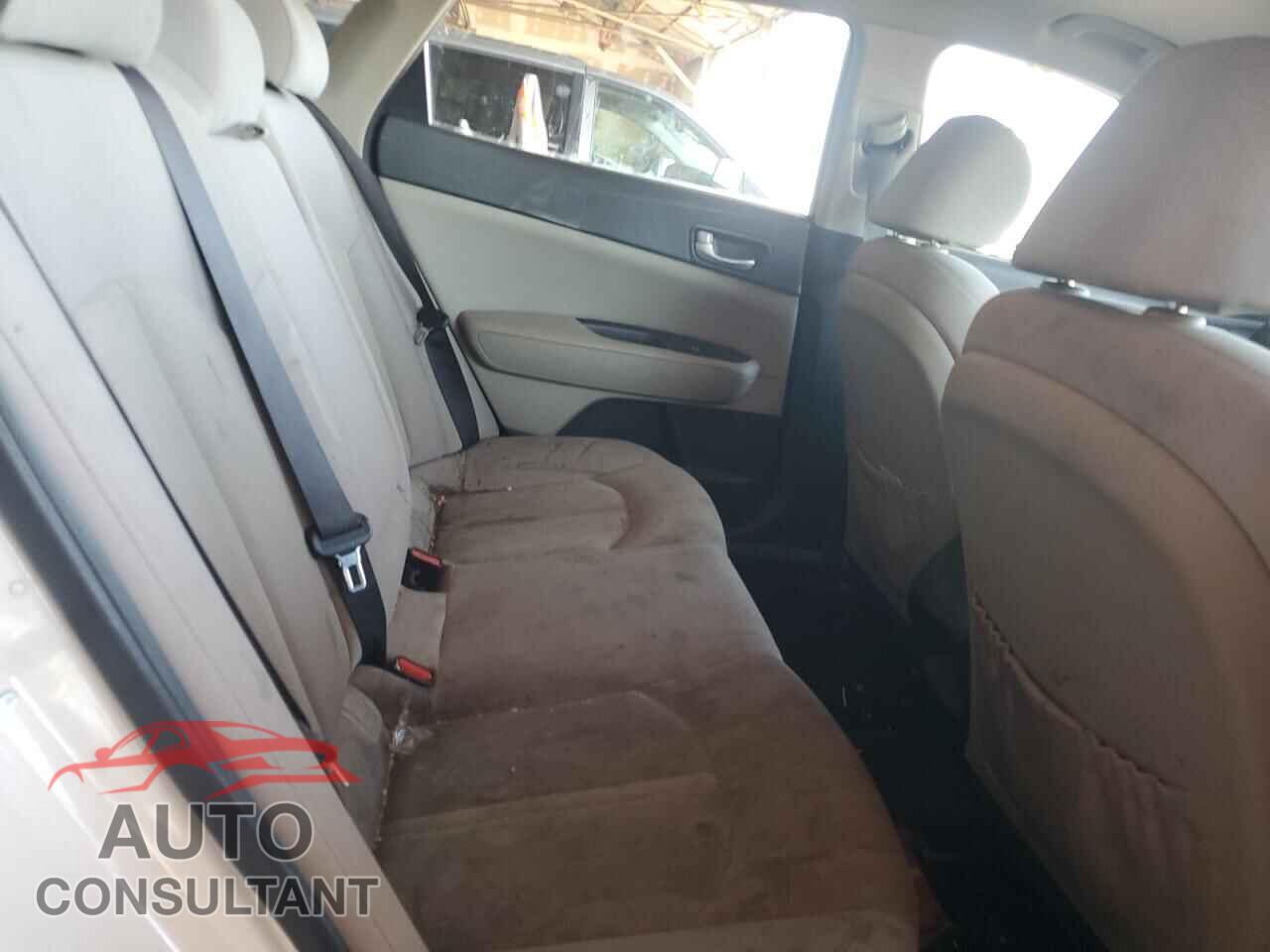 KIA OPTIMA 2016 - KNAGT4L37G5102277