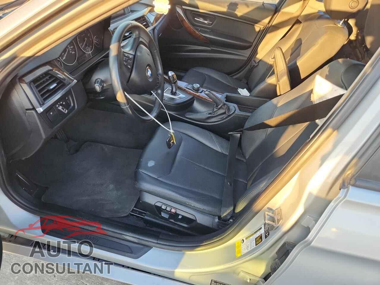 BMW 3 SERIES 2015 - WBA3B1C59FP831756
