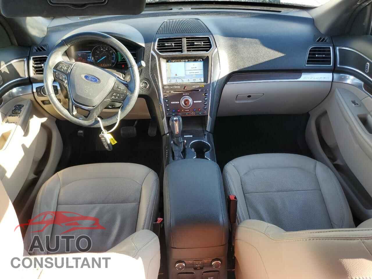 FORD EXPLORER 2018 - 1FM5K7F86JGA95707