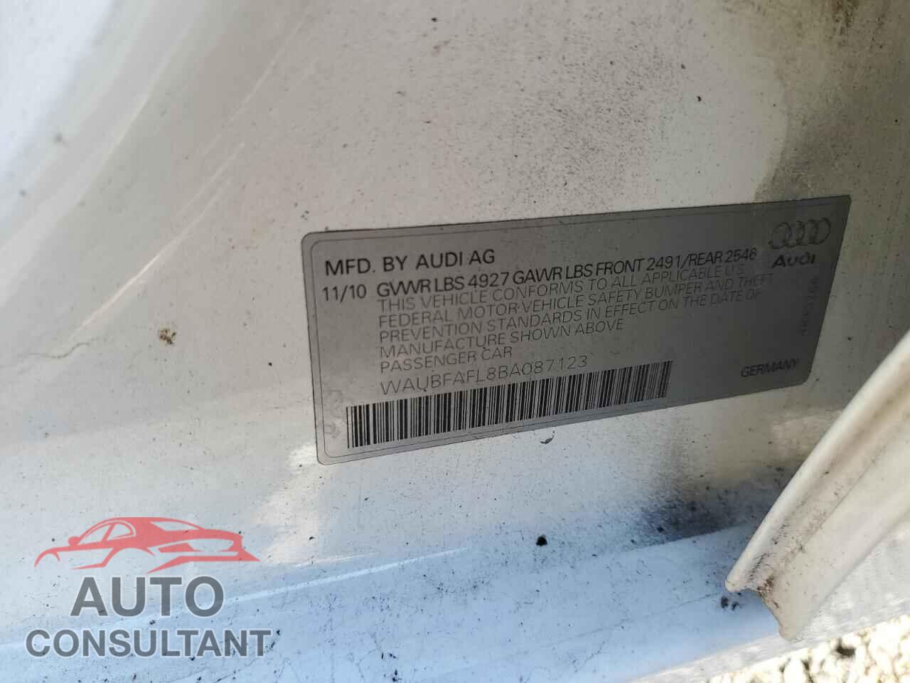 AUDI A4 2011 - WAUBFAFL8BA087123