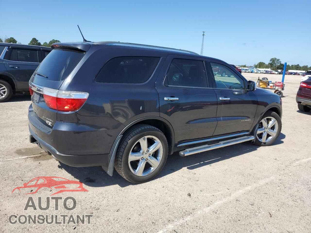 DODGE DURANGO 2013 - 1C4SDJET2DC505175