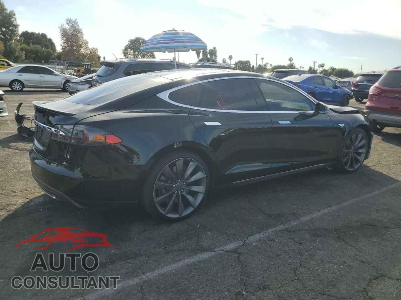 TESLA MODEL S 2014 - 5YJSA1H17EFP39691