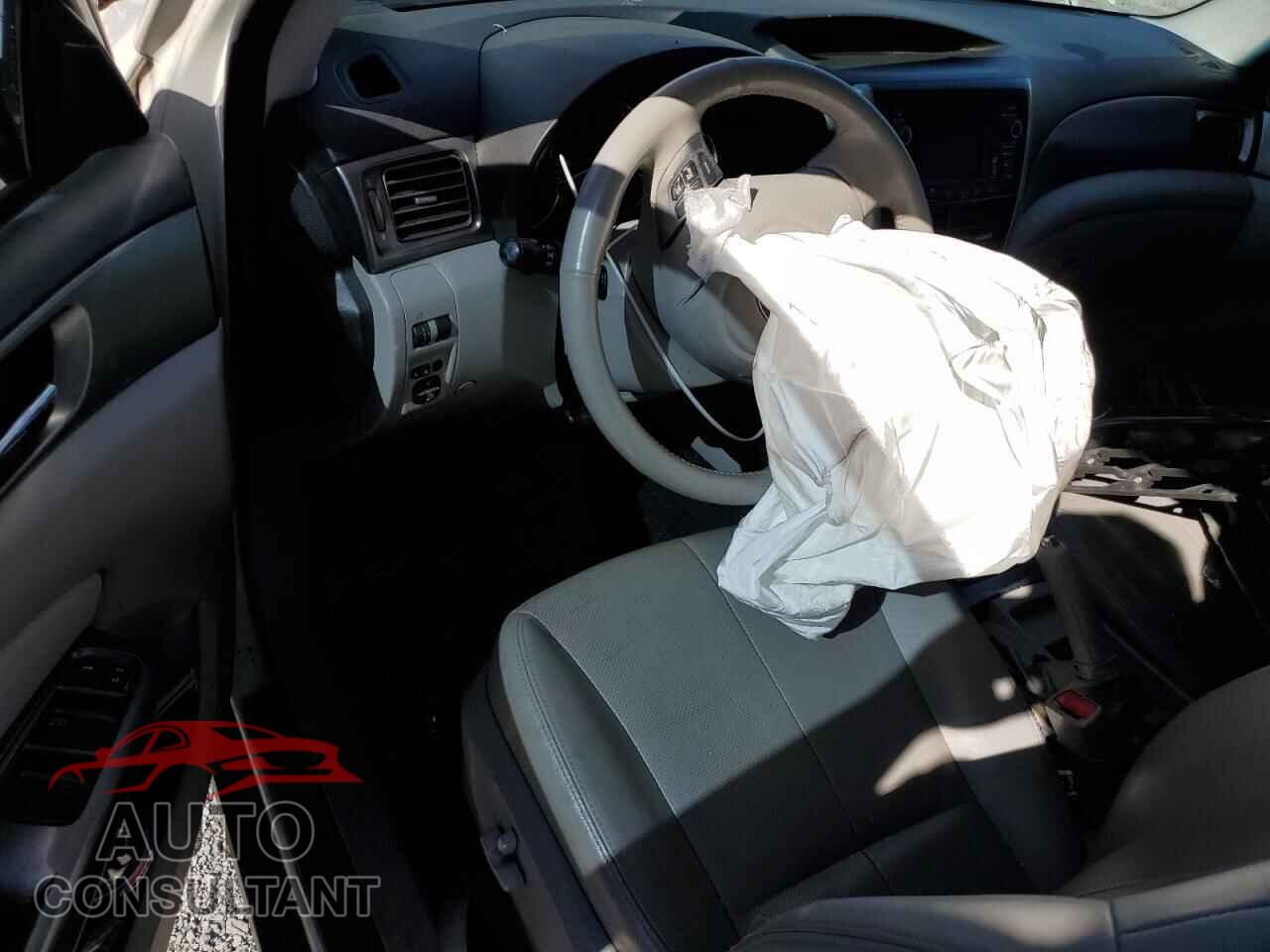 SUBARU FORESTER 2011 - JF2SHAECXBH746651