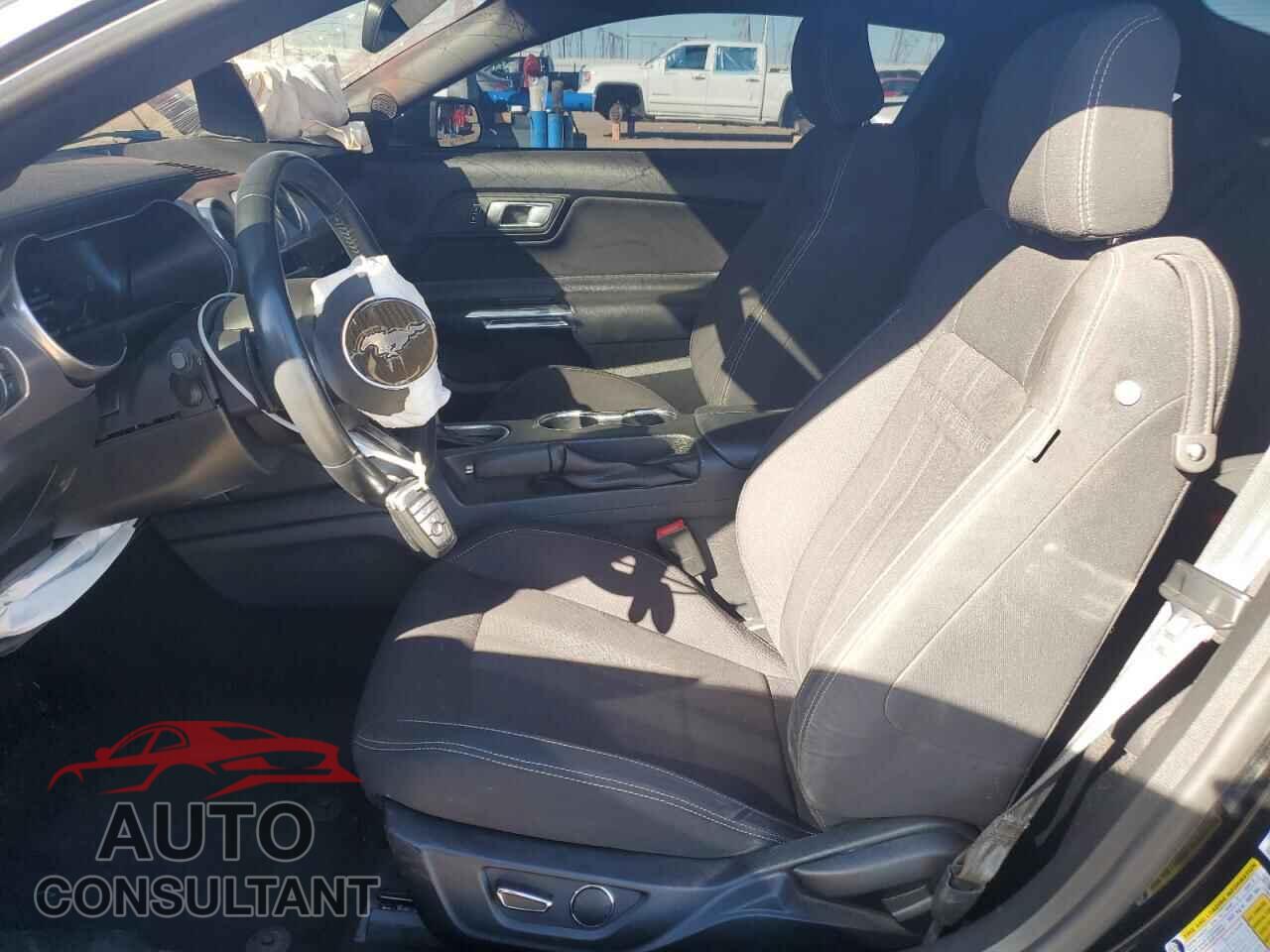 FORD MUSTANG 2019 - 1FA6P8CF9K5130908