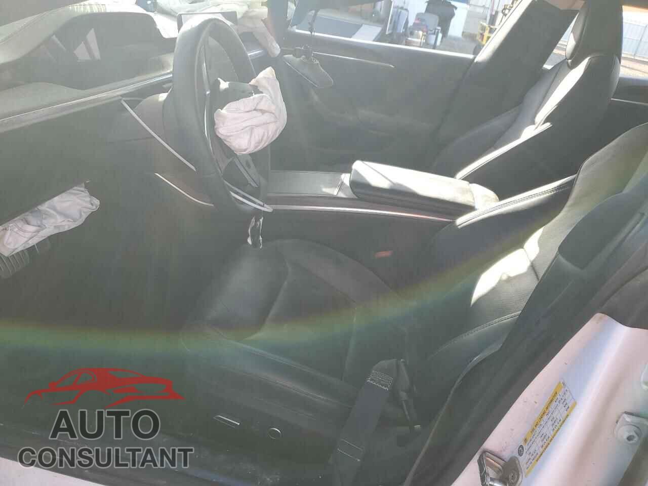 TESLA MODEL S 2023 - 5YJSA1E54PF518771