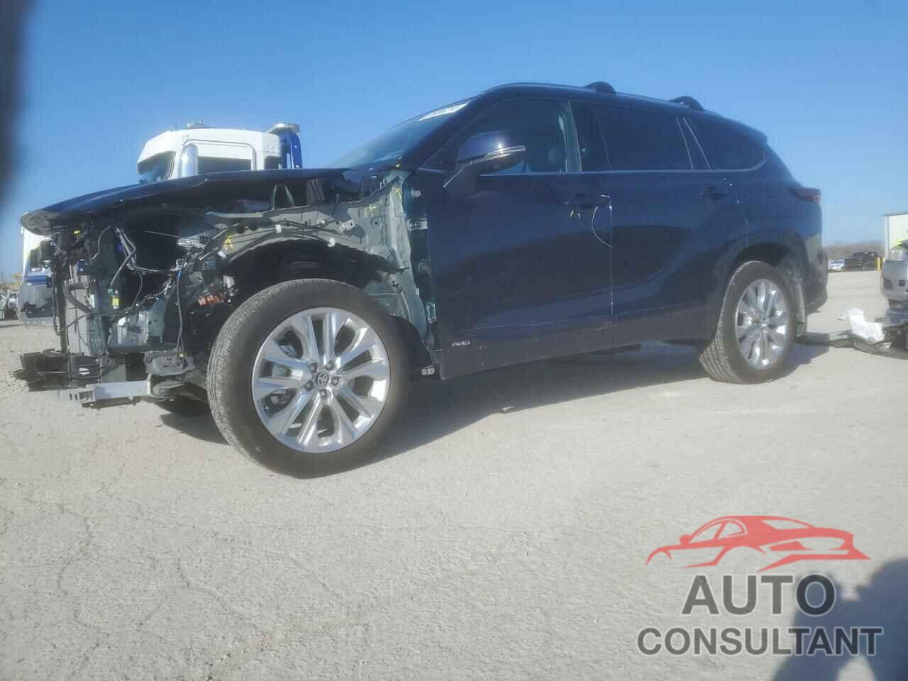 TOYOTA HIGHLANDER 2024 - 5TDXBRCH1RS615200