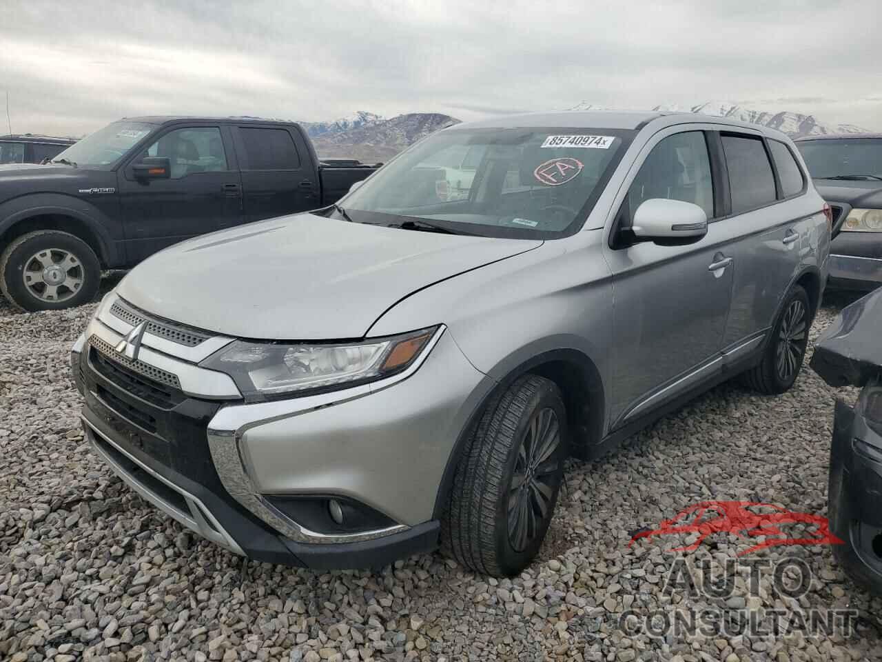 MITSUBISHI OUTLANDER 2019 - JA4AZ3A38KZ043966