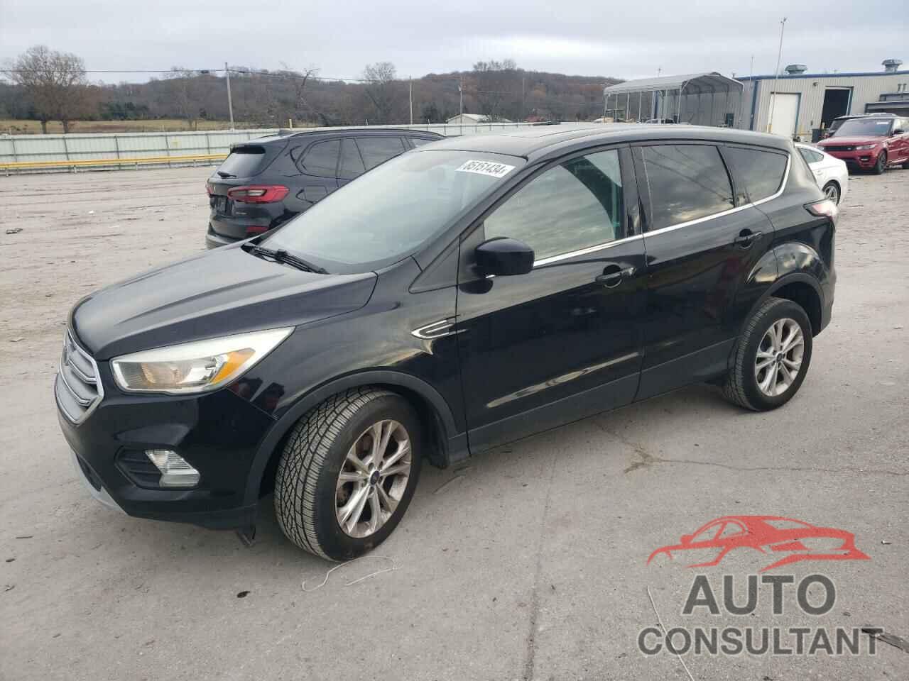 FORD ESCAPE 2017 - 1FMCU0GD8HUC59801