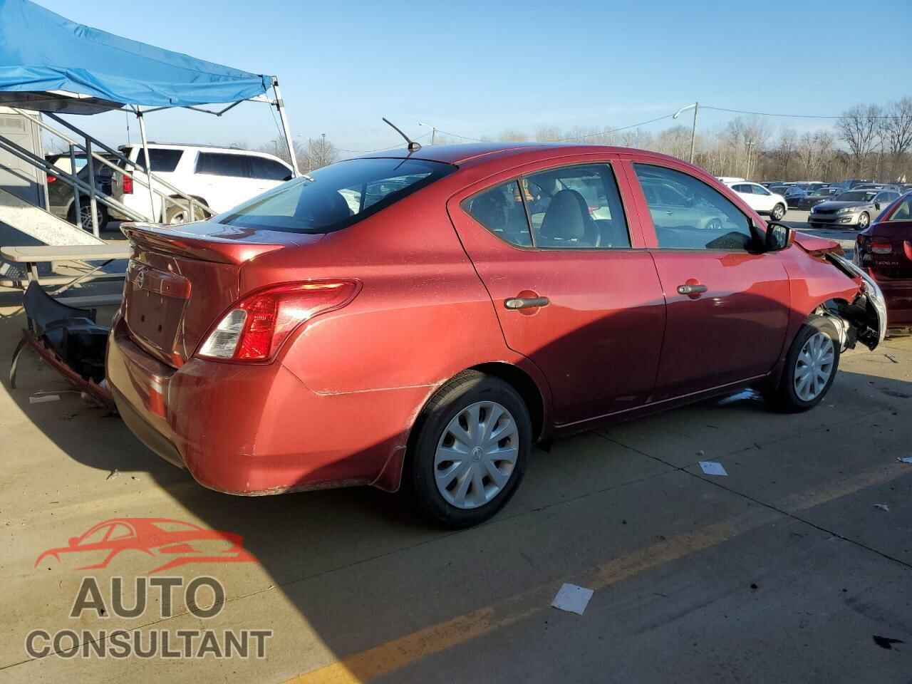 NISSAN VERSA 2018 - 3N1CN7AP1JL805872
